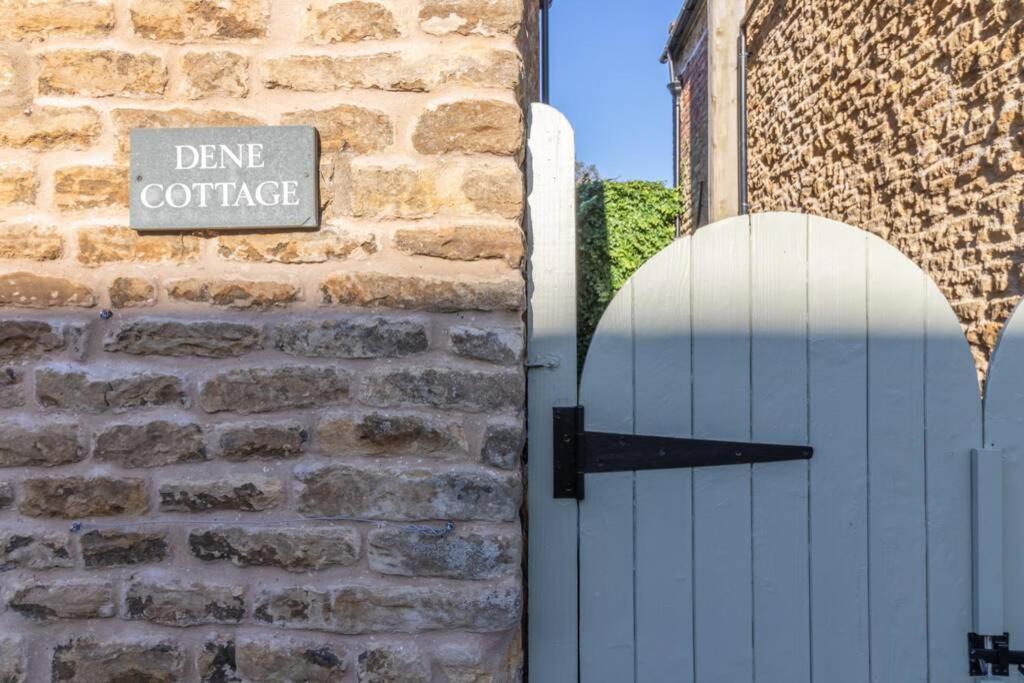 Dene Cottage, Welburn Extérieur photo